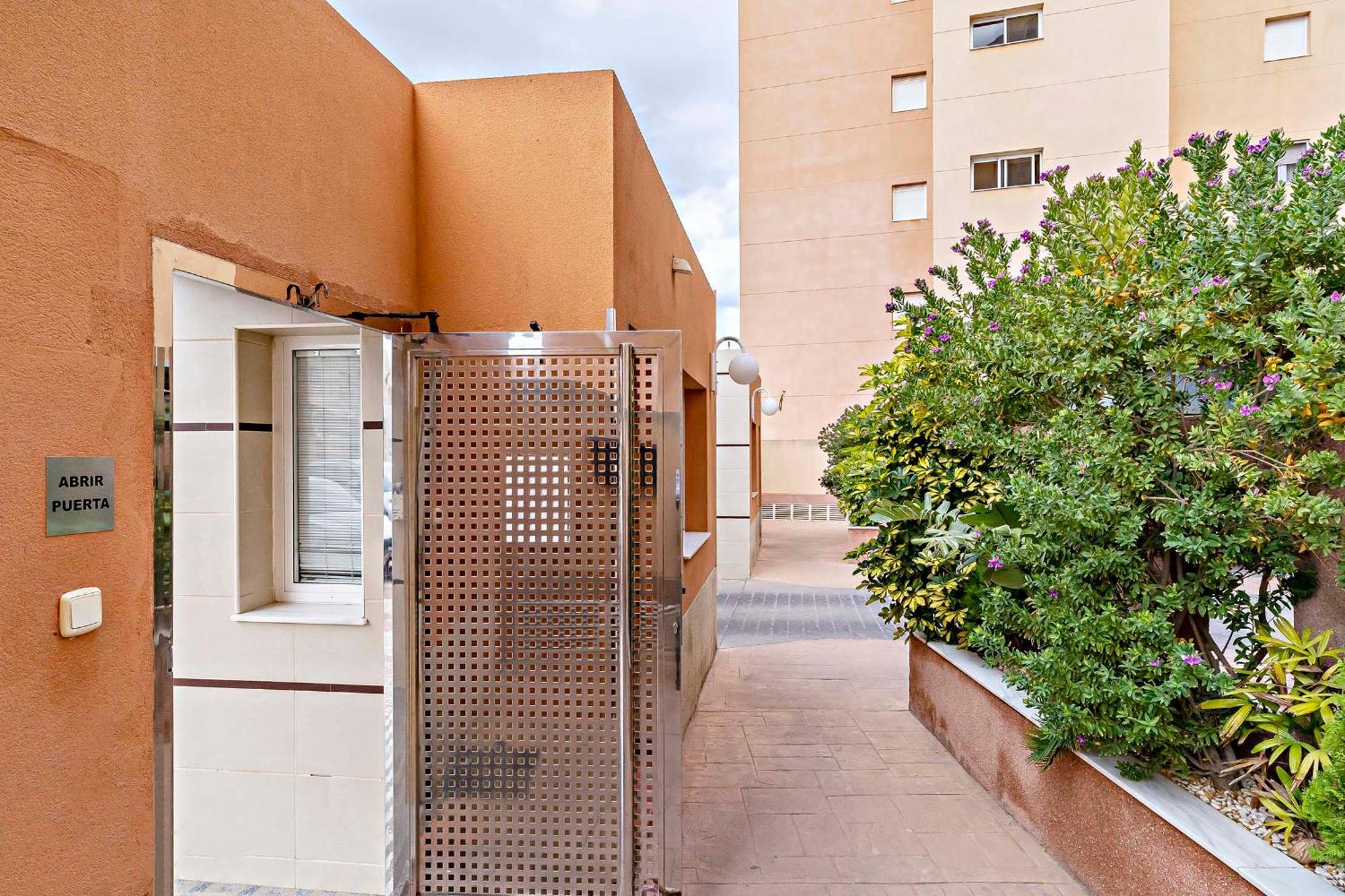 Vista Del Mar Residencial Apartment Roquetas de Mar Exterior photo